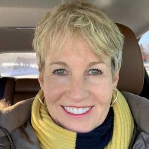 Meet your Posher, Lisa